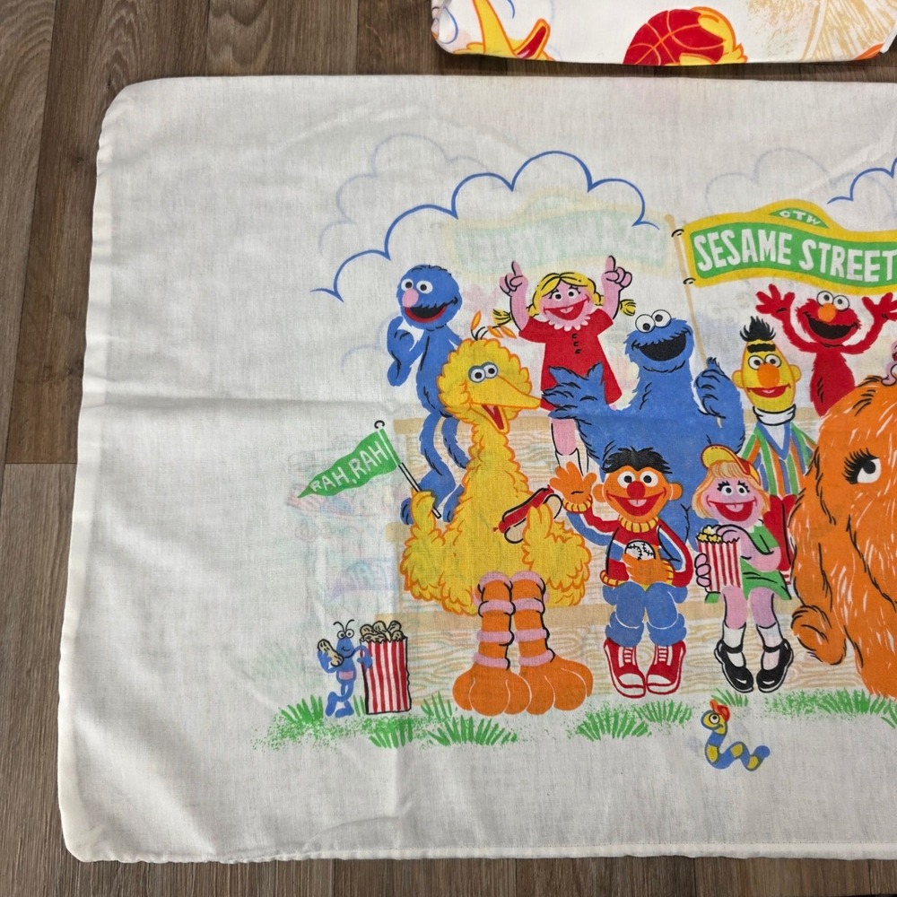 Vintage Sesame Street Pillowcase & Flat Sheet‎ Set 1984 Jim Henson Bedding - Picture 4 of 11